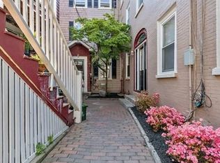 8 Herbert St, Salem, MA 01970