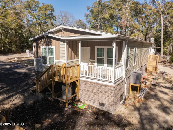 18 Blythewood Rd, Beaufort, SC 29907