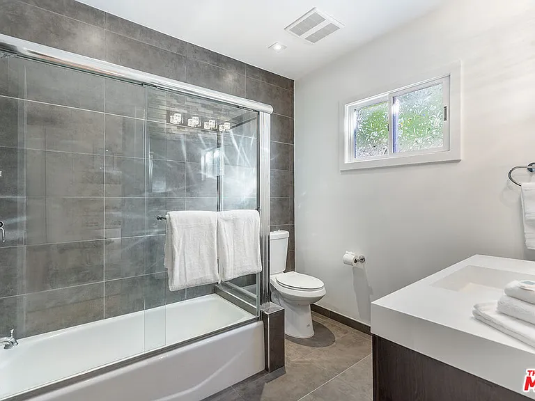 10901 Terryview Dr — Photo 43