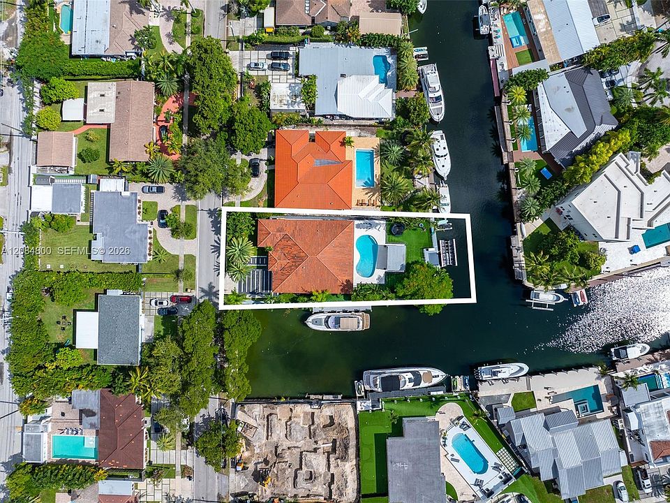 1st image of 12905 Ixora Rd