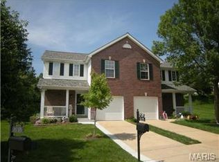 10340 Tiffany Village Circle Dr, Saint Louis, MO 63123