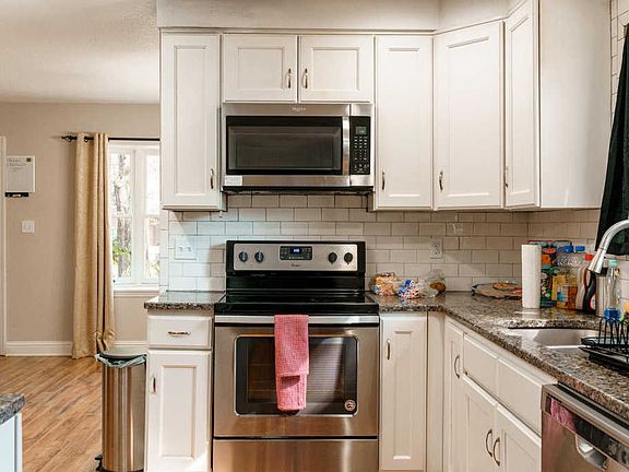 5th image of 932 McFarlan Ave