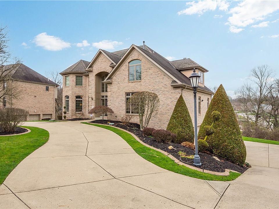 1st image of 7031 Pinehurst Dr