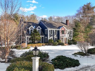 28 Francis St, Dover, MA, 02030