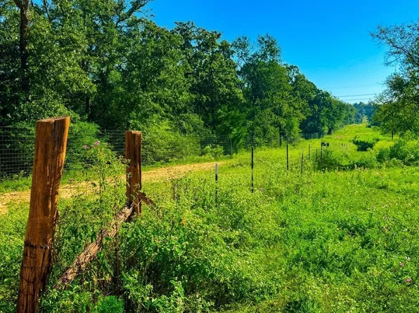 13 Interstate Highway 45, Centerville, TX 75833