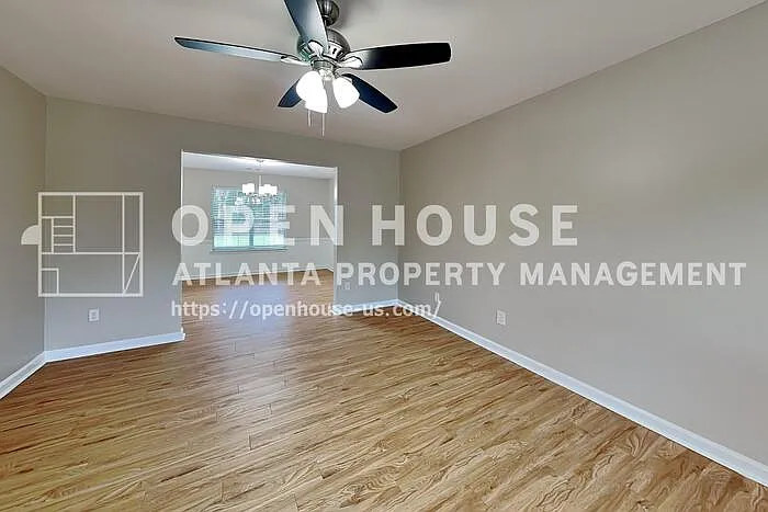 7005 Greenfield Ln — Photo 5