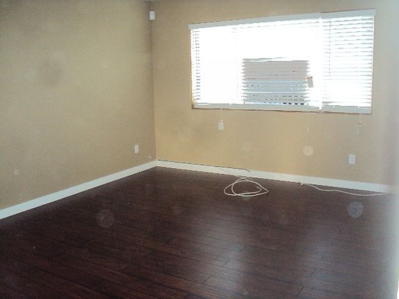 4th image of 1474 Lynwood Way