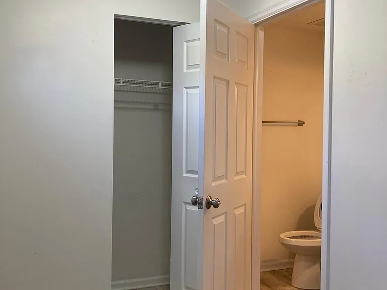 9181 Sheffield Hunt Ct — Photo 17