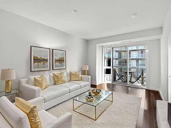 2nd image of 90 Stadium Rd #601