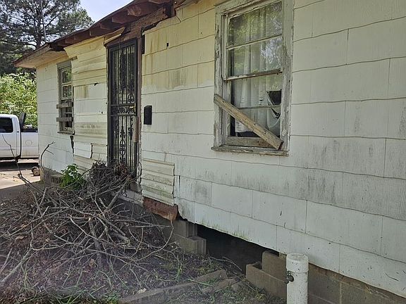 4th image of 7647 Sledge Rd