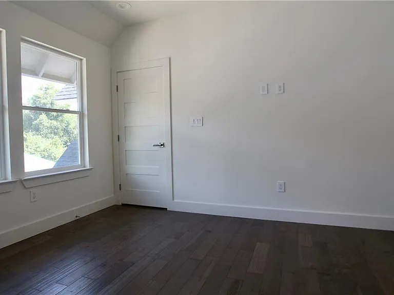 705 Harris Ave #A — Photo 29