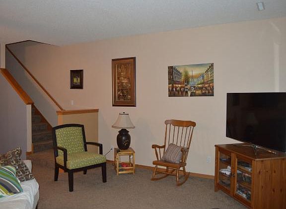 4th image of 729 Providence Dr
