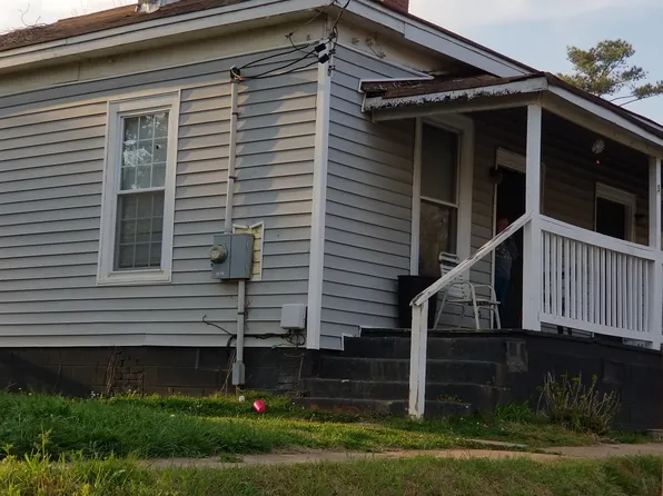 5 Spruce St, Porterdale, GA 30014