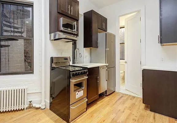 Rented by REAL New York | media 11