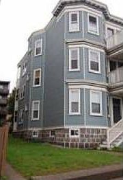 2nd image of 141 Pleasant St