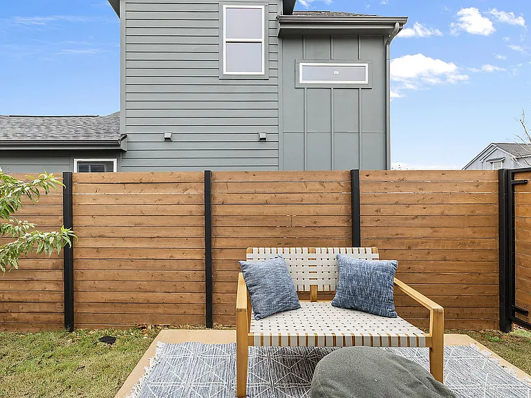 YardHomes Spring West