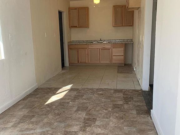 4th image of 66722 Granada Ave