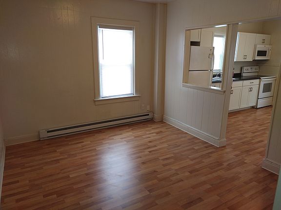 5th image of 55 Saint Germaine Ct #55A