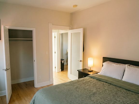 5th image of 2515 N Clarkson St Unit B