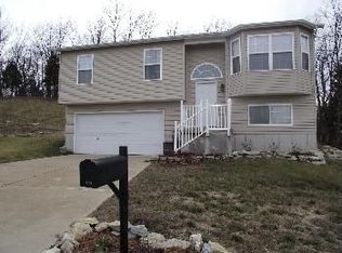 1769 Twelve Oaks Pl, Pevely, MO 63070