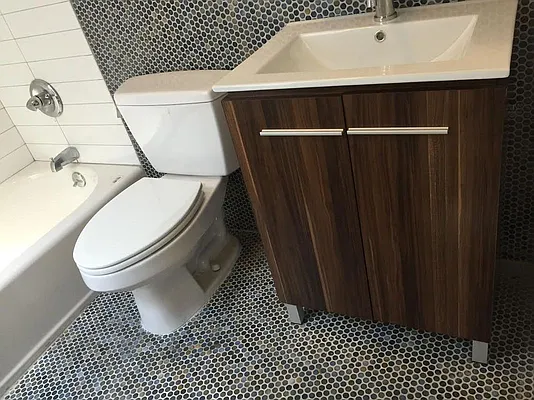 Rented by Midbrook Realty, LLC | media 24