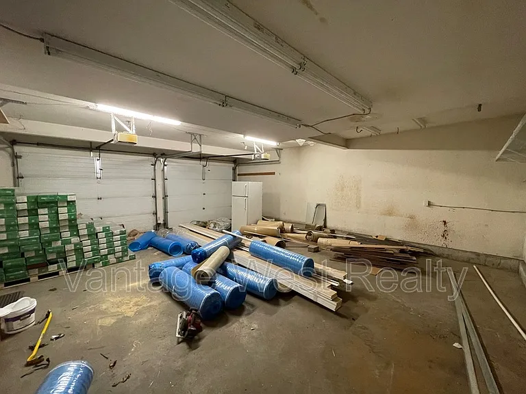 240A Wallace Rd — Photo 34