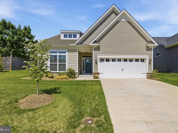 105 Amberfield Ct, Winchester, VA 22602