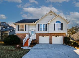 2332 Martingale Ln, Lawrenceville, GA 30044
