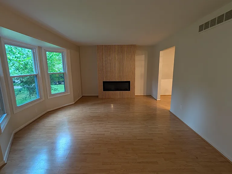 5325 Tamworth St — Photo 4