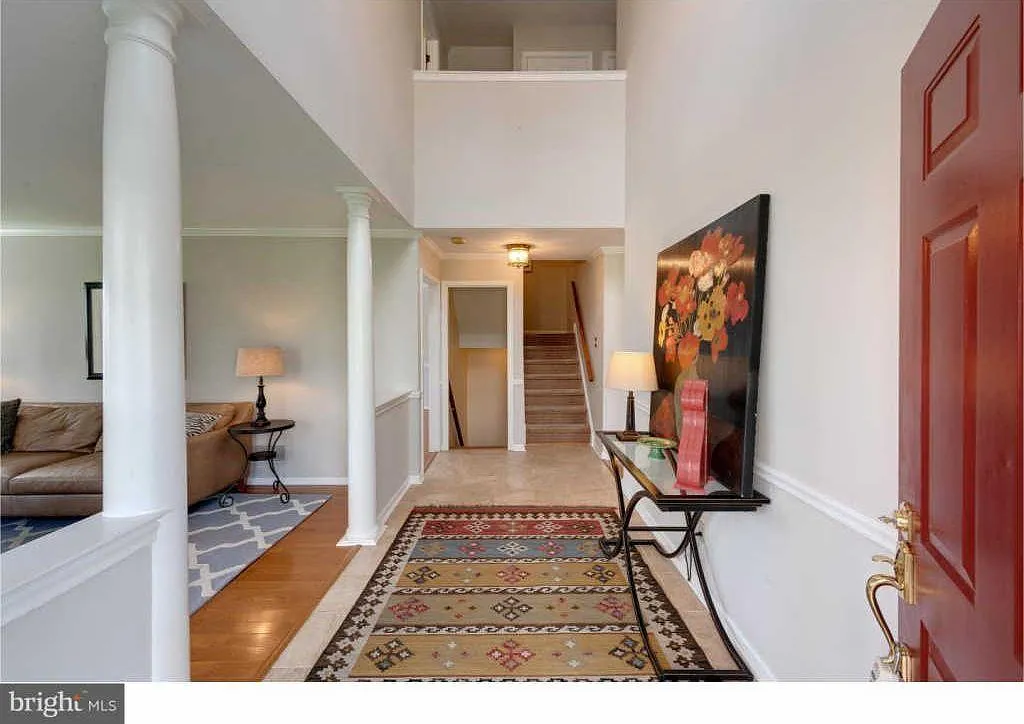 4 bed, 3.5 bath, 3000 sqft, $3,200 — Photo 3