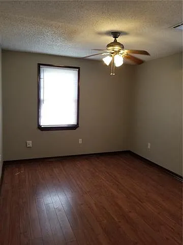 1527 Gallier St — Photo 8