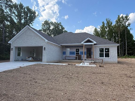 2nd image of 250 Garrison Rd