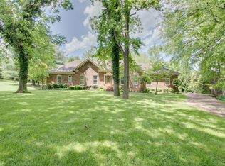 1102 Lake Rise Pl, Gallatin, TN 37066