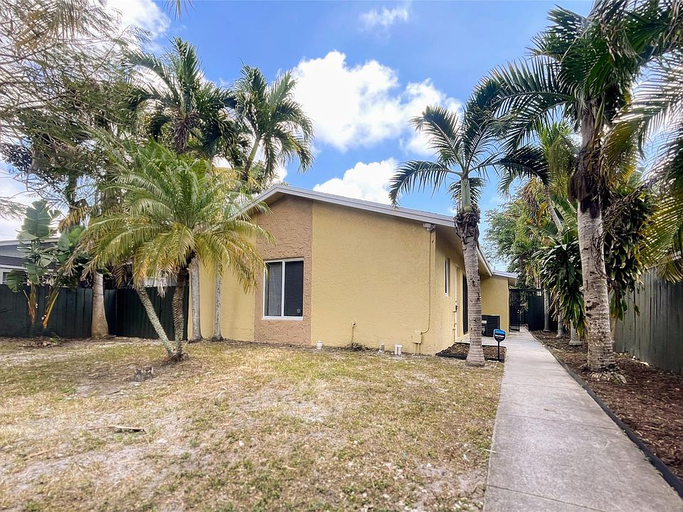 1st image of 1428 NE 2nd Avenue