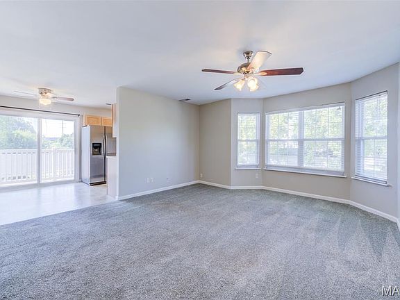 5th image of 480 Benton Dr APT F
