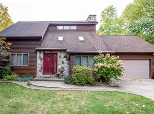 140 Holly Brook Ct, Jerome, MI 49249