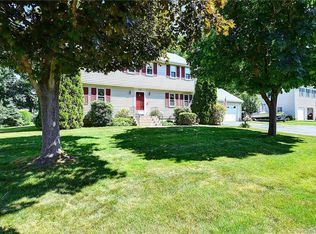 225 Lexington Rd, Glastonbury, CT 06033