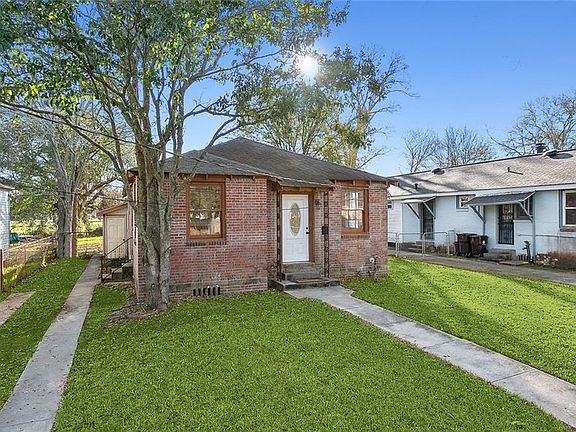 3rd image of 1112 Shirley Dr