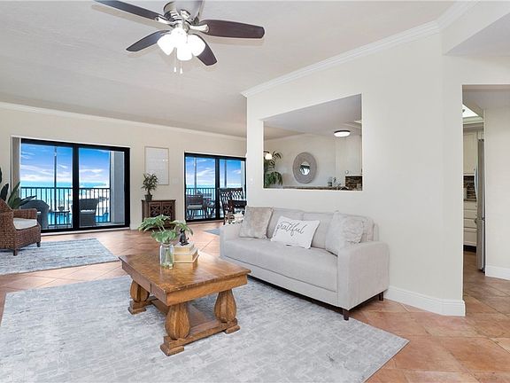 5th image of 1920 Virginia Ave APT 202