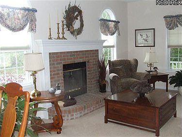 4th image of 118 Bridgewater Ln