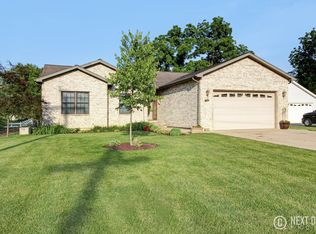 2670 Lawrence Ave, Lockport, IL 60441