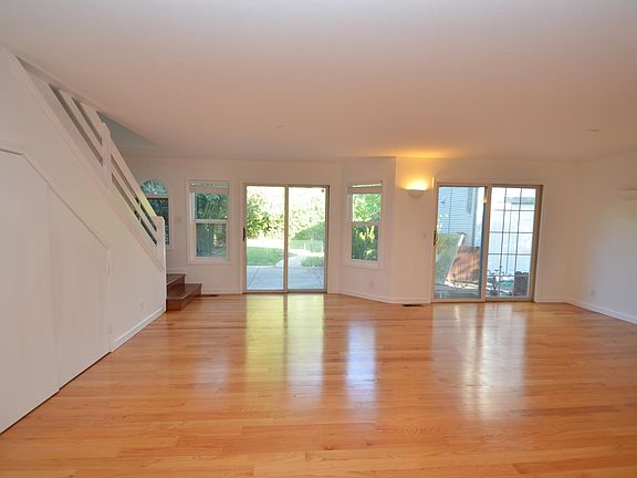 5th image of 2131 Sterling Ave