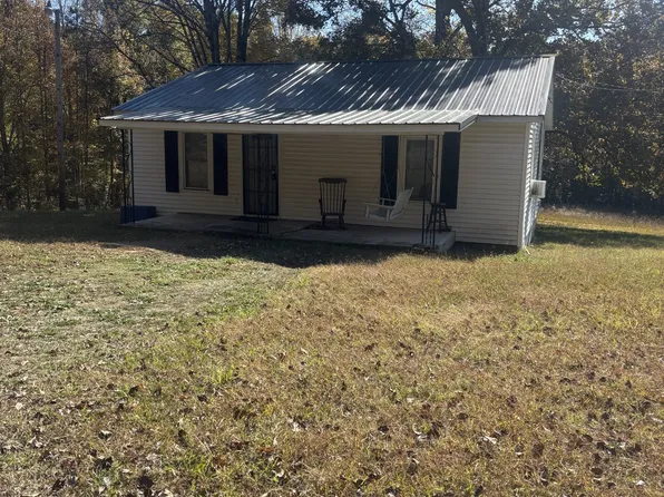 1645 Liberty Rd, Camden, TN 38320