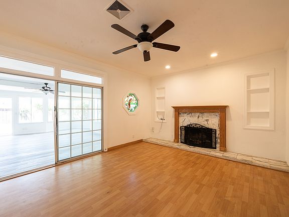 2nd image of 5316 Tanglewood Park Dr