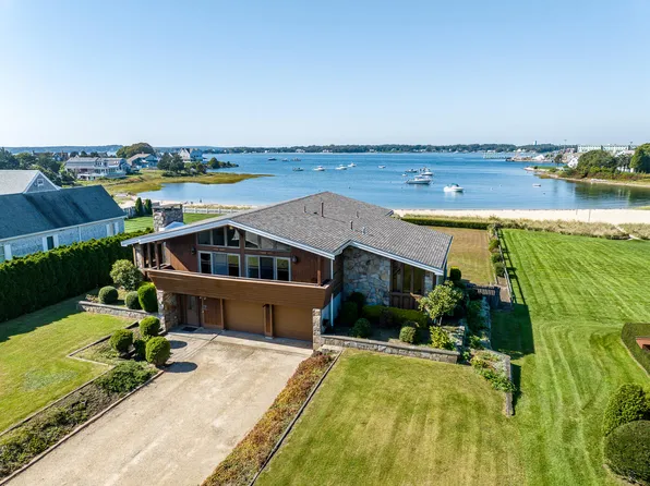 29 Gilder Road, Bourne, MA 02532