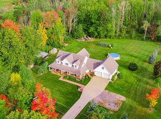 1414 Emery Rd, East Aurora, NY 14052
