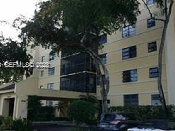 20840 San Simeon Way APT 209, Miami, FL 33179