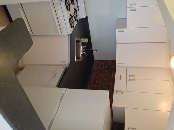 5th image of 343 W 14th St APT 2FE