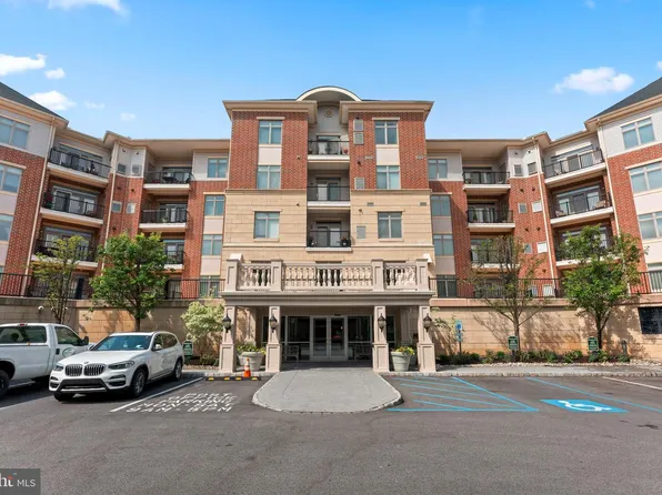 516 Carson Ter, Huntingdon Valley, PA 19006