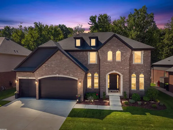 19090 Brighton Dr, Macomb, MI 48042